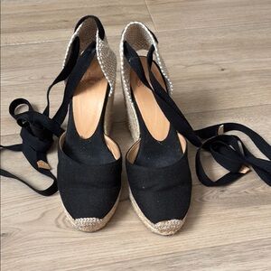 Castaner Black and Cream Espadrilles with Jute Sole